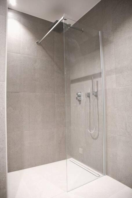 Beautiful Stylish 2Br Apartment In Kirchberg Luxemburg Buitenkant foto